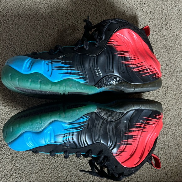 Foamposites Spider-Man Men's sz9 - Picture 3 of 5